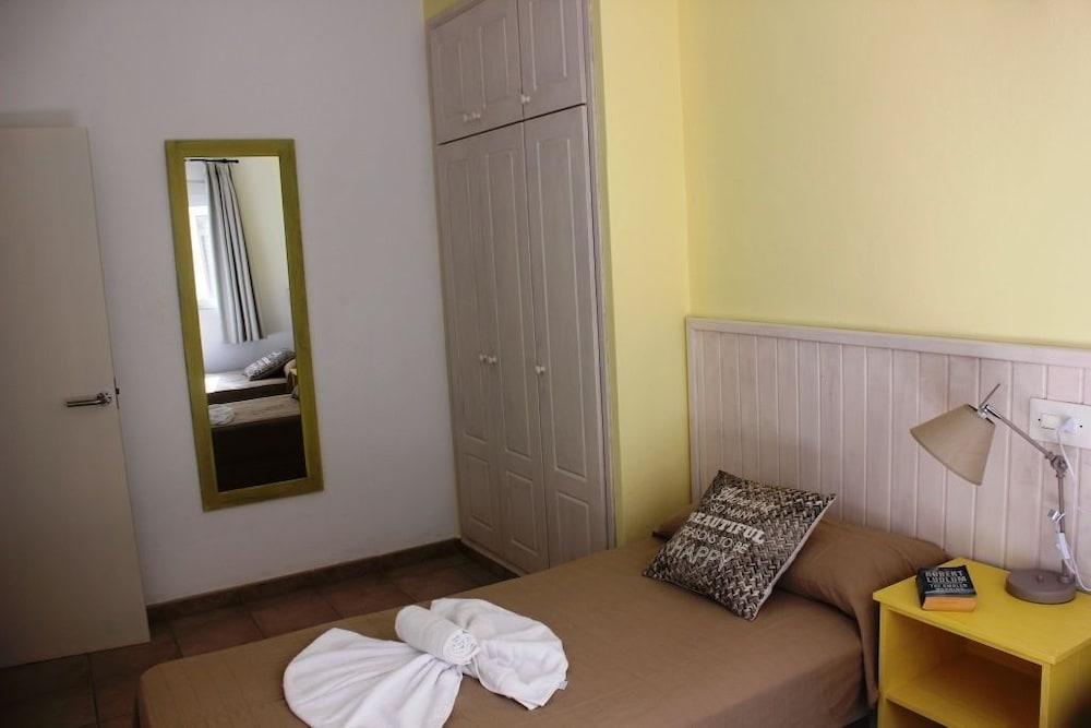 אס פוחולס Apartamentos Timon מראה חיצוני תמונה