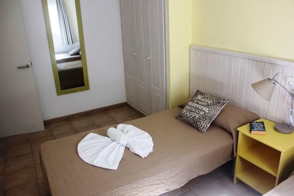 אס פוחולס Apartamentos Timon מראה חיצוני תמונה