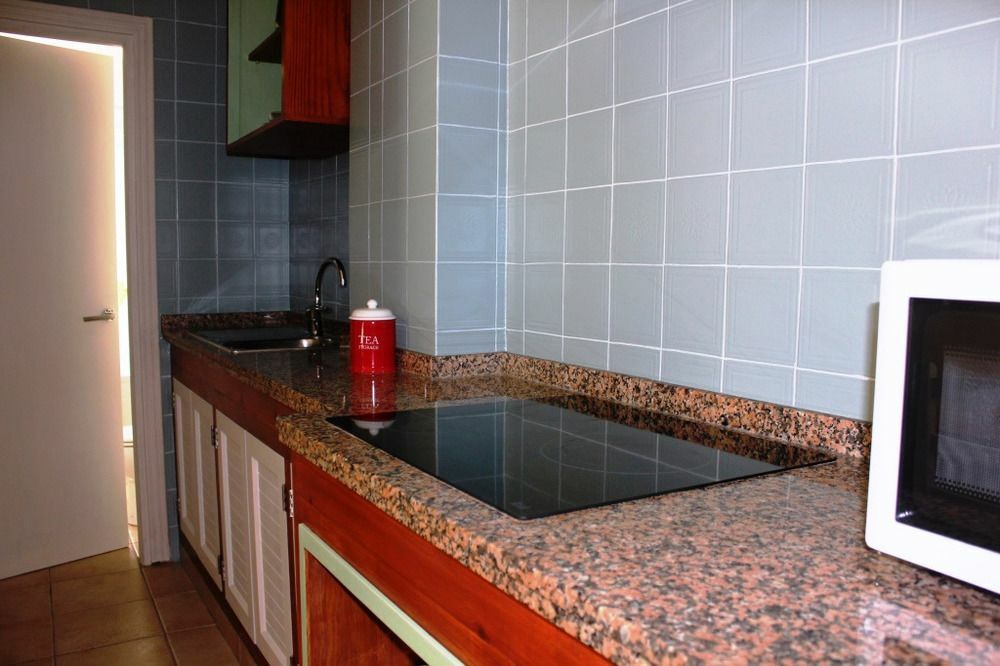 אס פוחולס Apartamentos Timon מראה חיצוני תמונה